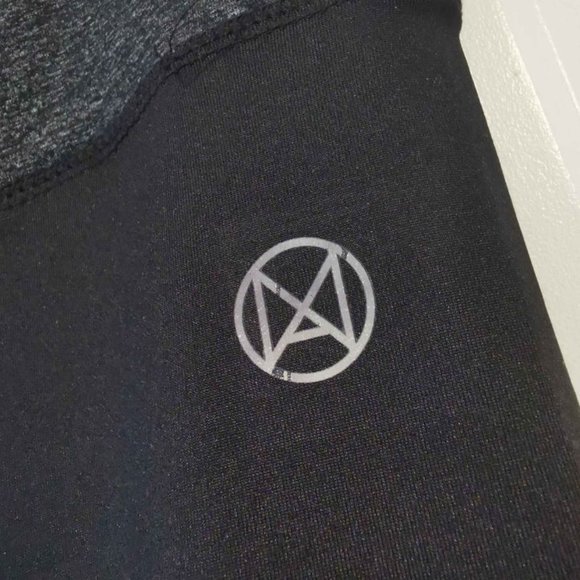 Ardene Black & Charcoal Capri Ruched Leggings - Picture 2 of 5